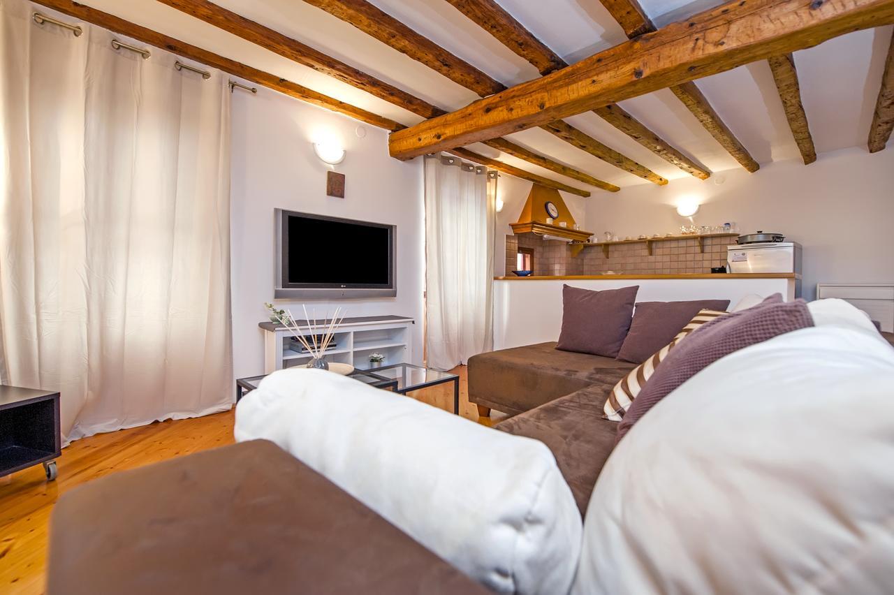 Apartment Marconi Ровінь Екстер'єр фото